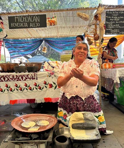 Cocineras Tradicionales michoacanas llevan su sabor a foro mundial de gastronomia 1