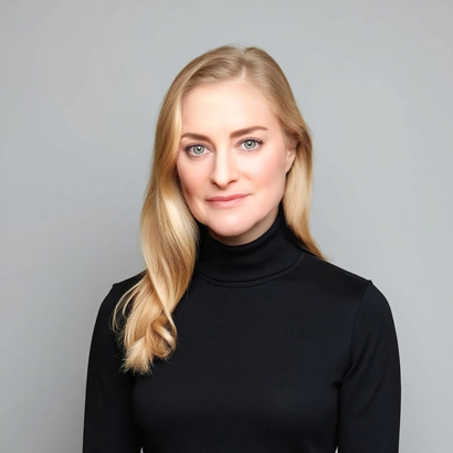 Jen Catto Headshot Final