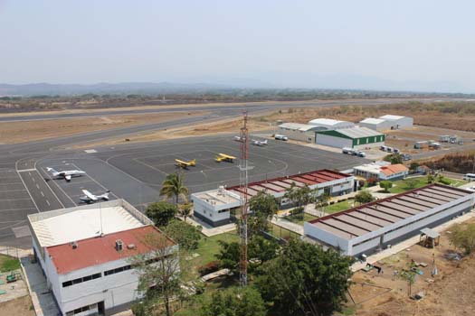 Aeromexico Colima 1