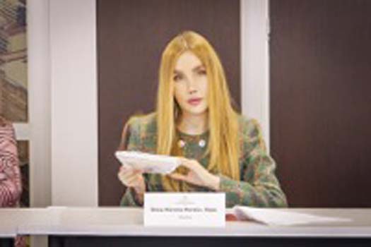 Foto Ministra Diana Morales Ricardo Baez 1.JPG