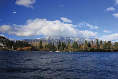 Queenstown, conocido por sus fant&aacute;sticas vistas y su cadena monta&ntilde;osa llamada &ldquo;The Remarkables&rdquo;.