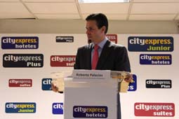 Roberto Palacios, Director de Finanzas de HCE v1