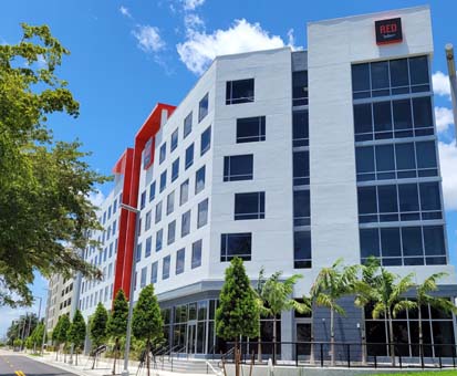 Radisson RED Miami Airport exterior1