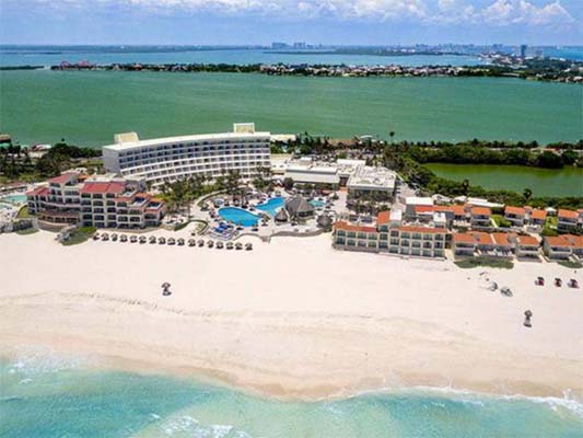 Grand Park Royal Cancun 1