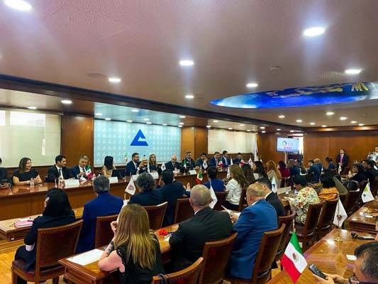 PRESENTA B.C. TIANGUIS 